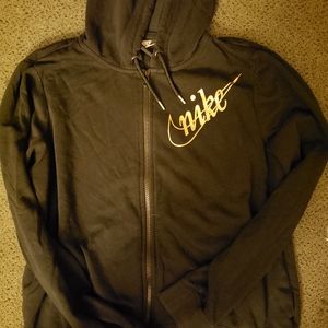 Black Nike zip up Hoodia